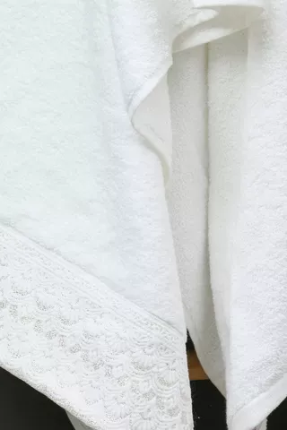 Premium Cotton Glitter Border Bath Sheet, 85x150cm