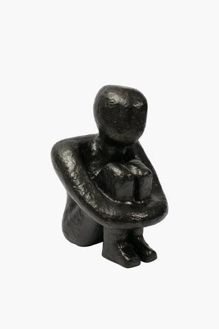 Knee Hug Figure, 33x49cm