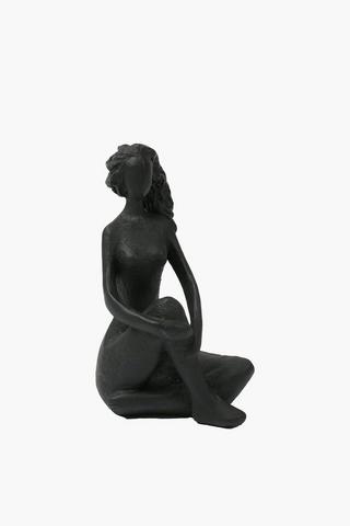 Polystone Seated Lady, 15x24cm