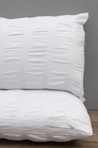 2 Pack Seersucker Standard Pillow