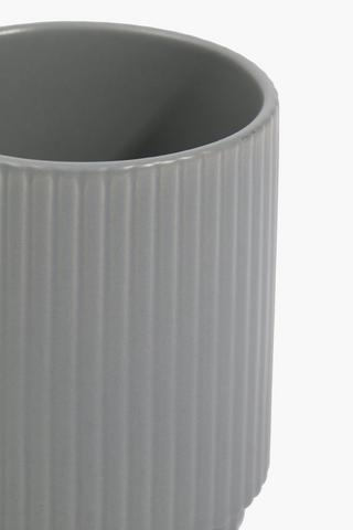 Ribbed Stoneware Mug