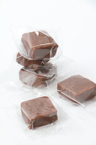 Marshmallow Squares, 100g