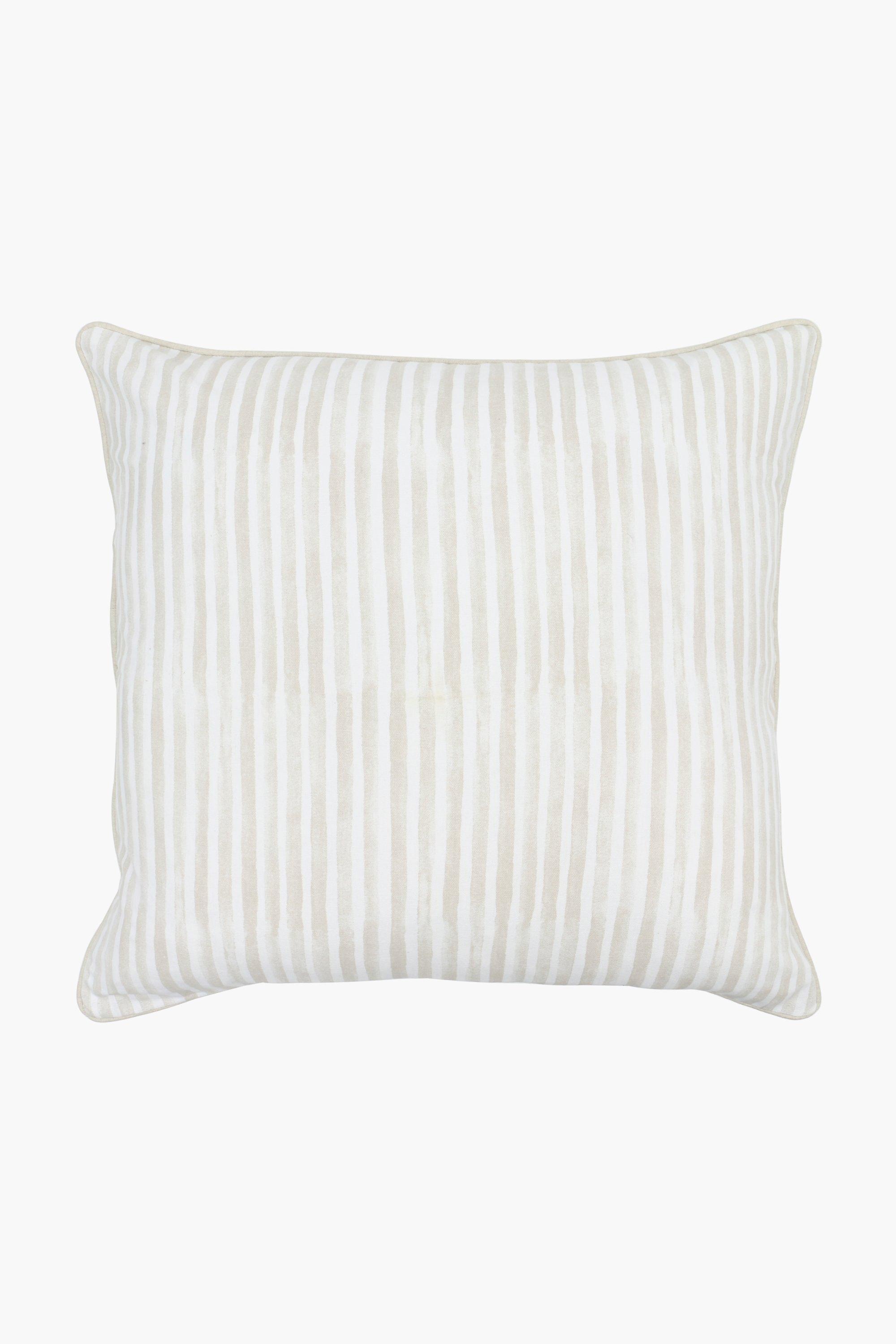 Boardmans scatter outlet cushions