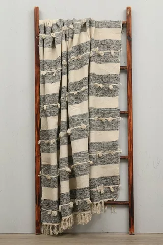 Polycotton Tufted Stripe Throw, 125x150cm