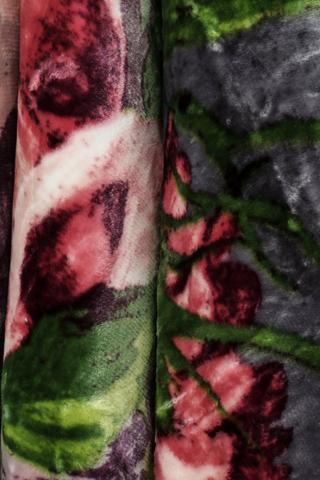 Mink Classic Floral Blanket, 200x230cm