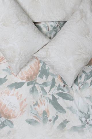 Premium Cotton Printed Reversible Protea Duvet Cover Set