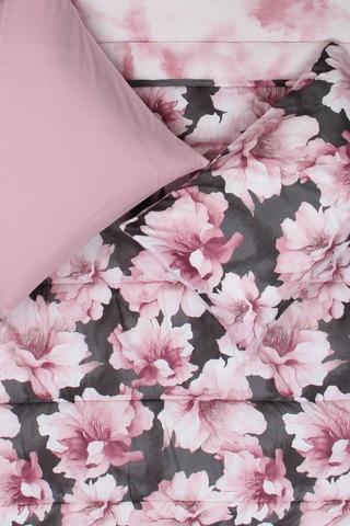 Soft Touch 6 Piece Dark Floral Comforter Bale Set