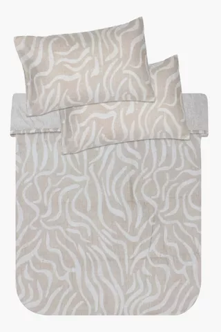 Soft Touch Reversible Abstract Comforter Set