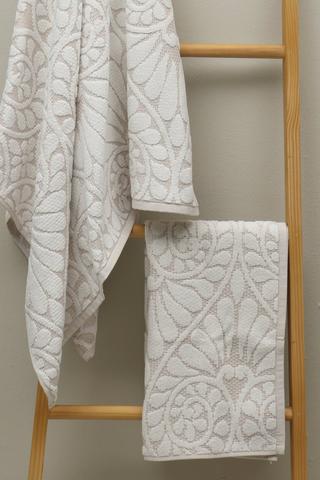 Premium Jacquard Damask Bath Sheet, 85x150cm