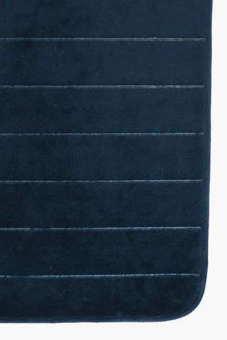 2 Pack Linear Embossed Foam Bath Mat Set