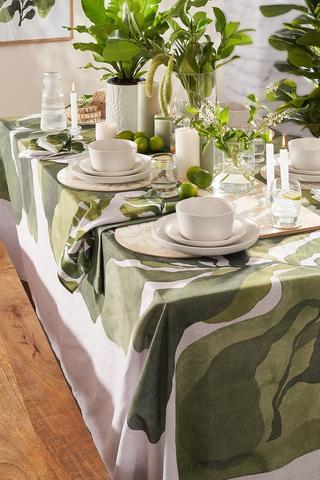 Colab Astrid Blumer Tablecloth, 180x270cm