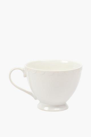Scalloped Embossed Tea Mug