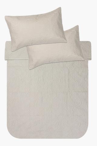 Soft Touch 3 Piece Embossed Quilt Set