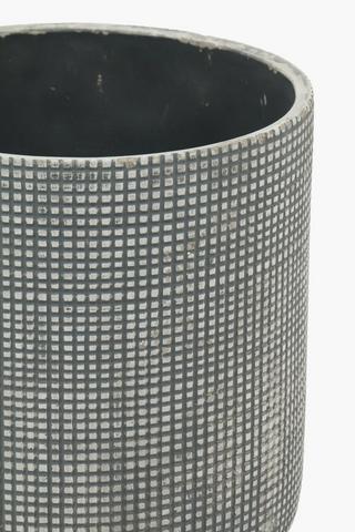 Check Embossed Planter, 23x23cm