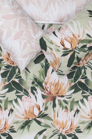 Soft Touch Classic Protea Comforter Set