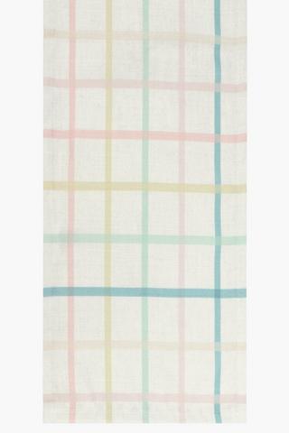 Amiel Check Table Runner