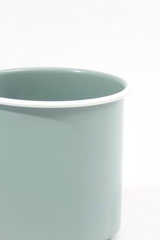 Rimmed Enamel Mug