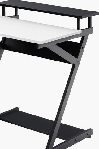 Compact Z-Desk