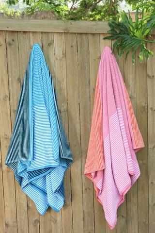 Cotton Beach Blanket Hot Stripe, 165x175cm