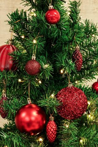 50 Pack Assorted Baubles