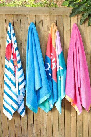 Cotton Coastal Lobster Beach Towel, 90x150cm