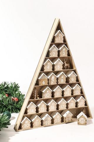 Tree House Diy Advent Calendar, 37x45cm