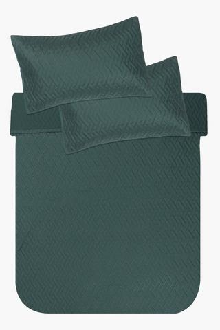 5 Piece Soft Touch Embossed Chevron Quilt Set