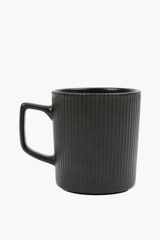 Ribbed Stoneware Mug