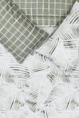 Soft Touch Shaw Botanical Reversible Check Comforter Set