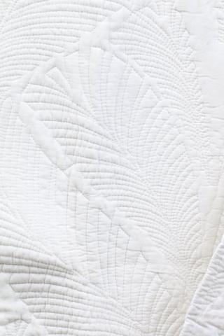 Cotton Leaf Embroidered Quilt, 200x220cm