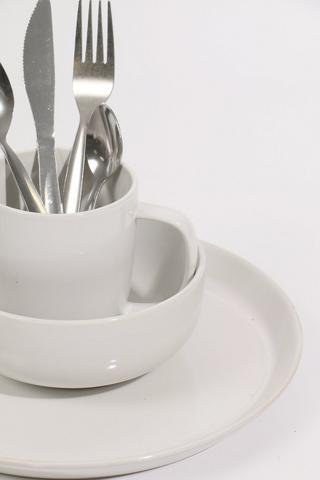 18 Piece Dining Starter Set