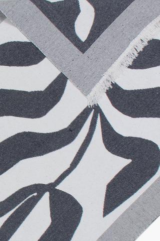 Jacquard Leaf Rug, 60x90cm