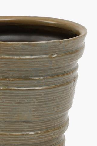 Ripple Bone Cement Planter, 17x15cm