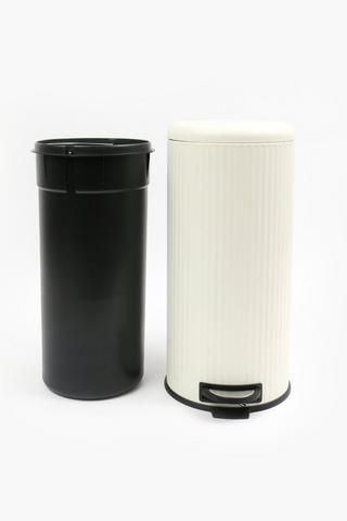 Ribbed Metal Round Step Dustbin 30l