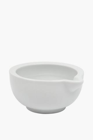 Ceramic Mixing Bowl With Pourer