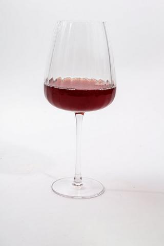 Ribbed Wine Glass