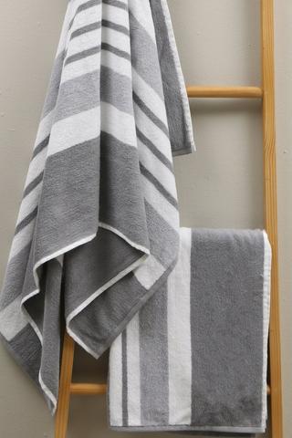 Carrington Stripe Cotton Bath Towel, 70x130cm