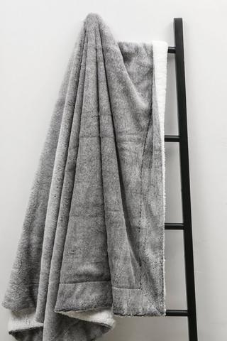 Faux Fur Rabbit Blanket,150x180cm