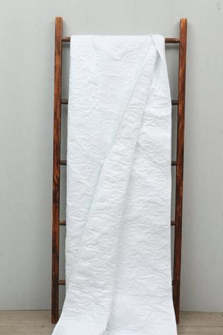 Twill Baroque Damask Quilt