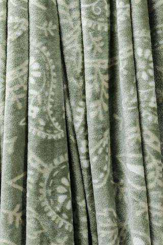 Super Plush Ross River Floral Blanket, 200x220cm