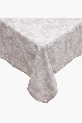 Surrey Cotton Tablecloth, 135x230cm