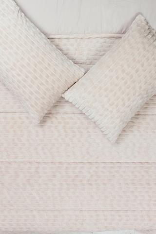 Plush Ribbed Coral Fleece Comforter Set