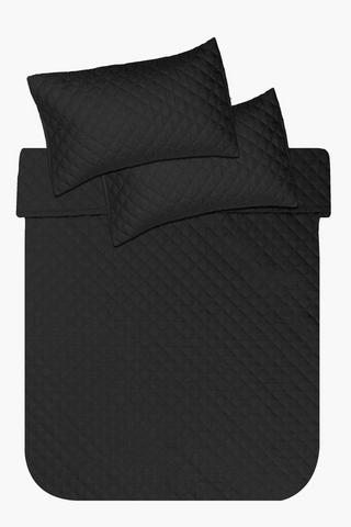 Soft Touch 3 Piece Diamond Embossed Value Quilt