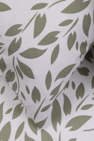 Winter Soft Touch Simpson Leaf Fitted Sheet Extra Length Extra Depth