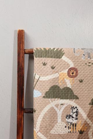 Printed Jungle Quilt