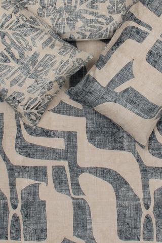 Polycotton  Faro Reversible Urban Abstract Duvet Cover Set