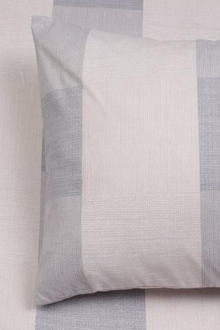 Winter Soft Touch Check Labrador 2 Pack Standard Pillowcase