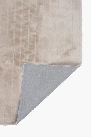 Faux Fur Embossed Grid Rug, 120x180cm