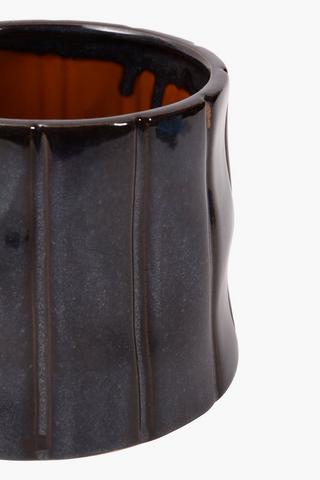Shadow Ridge Planter, 20x16cm