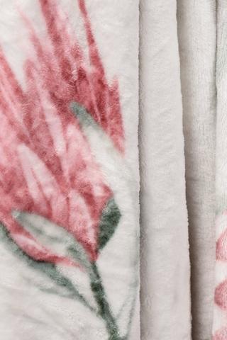 Super Plush Mcmurray Floral Blanket, 200x220cm